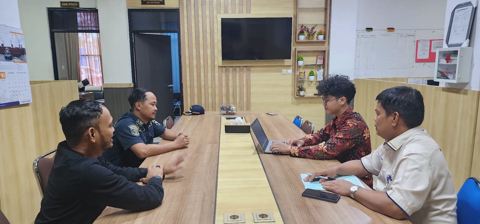 Diskusi Teknis Aplikasi